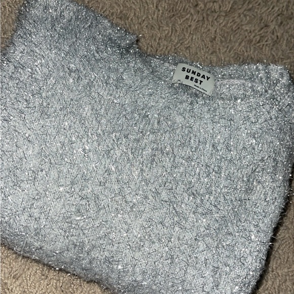 Gray Aritzia cropped sweater - Picture 2 of 3